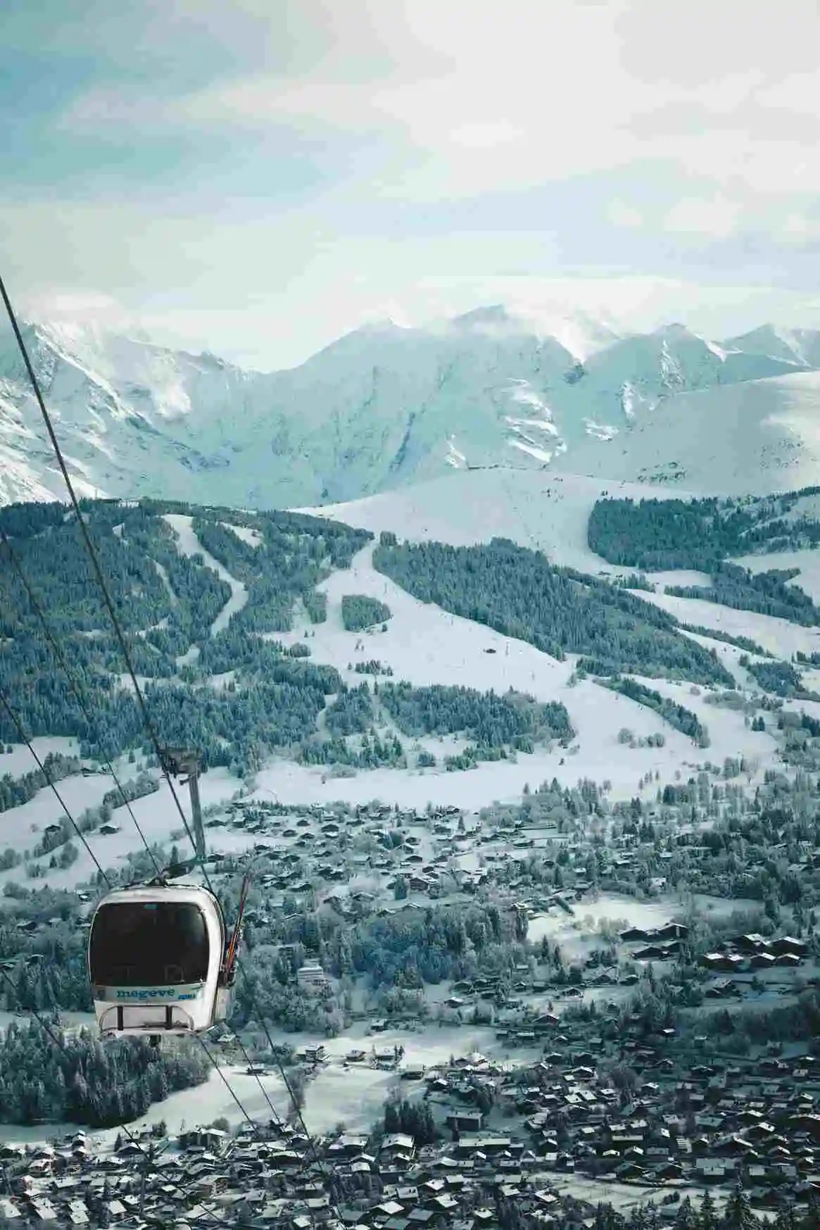 Meg&egrave;ve - A Luxurious Alpine Getaway
